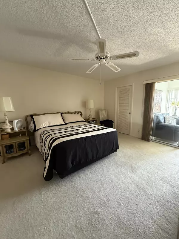 Boca Raton, FL 33434,4022 Wolverton B