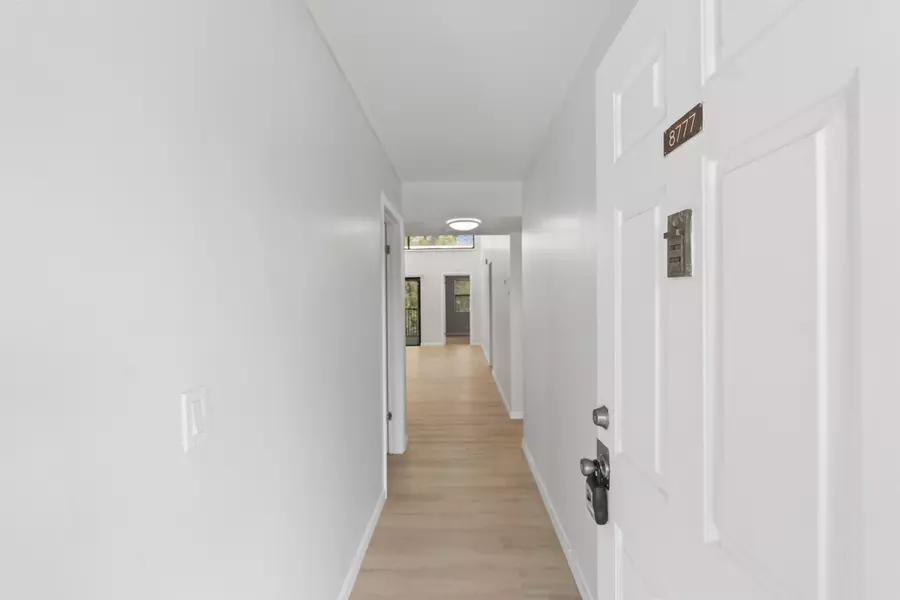 8777 Shadowwood BLVD 301, Coral Springs, FL 33071