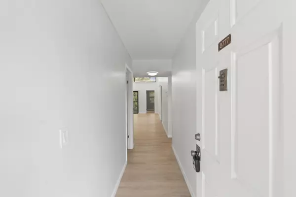 8777 Shadowwood BLVD 301, Coral Springs, FL 33071