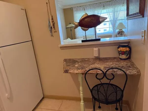 West Palm Beach, FL 33417,368 Sheffield O