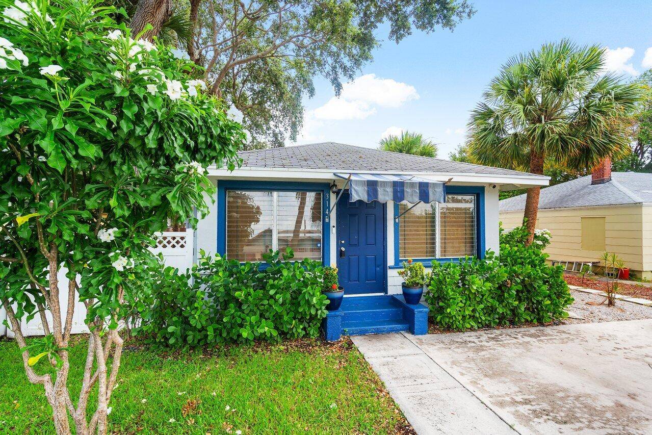 Lake Worth Beach, FL 33460,314 S Palmway 1