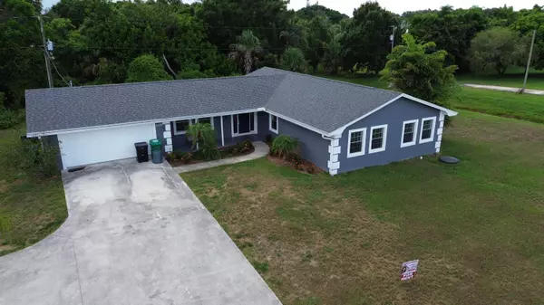 2118 SE Morningside Blvd BLVD, Port Saint Lucie, FL 34952