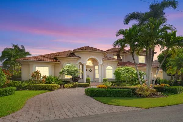 Delray Beach, FL 33483,923 Hyacinth DR