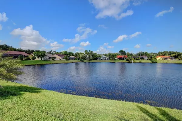 2621 NW 39th ST, Boca Raton, FL 33434