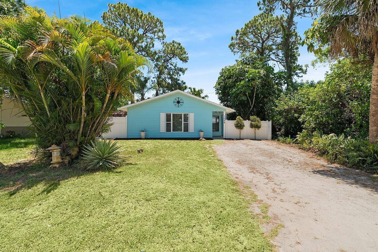 1256 SW 16th AVE, Vero Beach, FL 32962