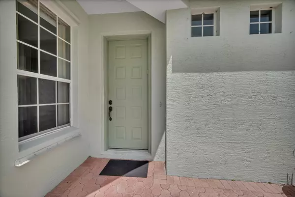 Port Saint Lucie, FL 34986,511 SW Treasure CV