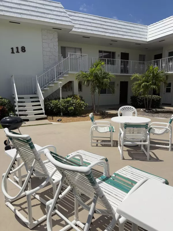 118 Yacht Club DR 1, North Palm Beach, FL 33408