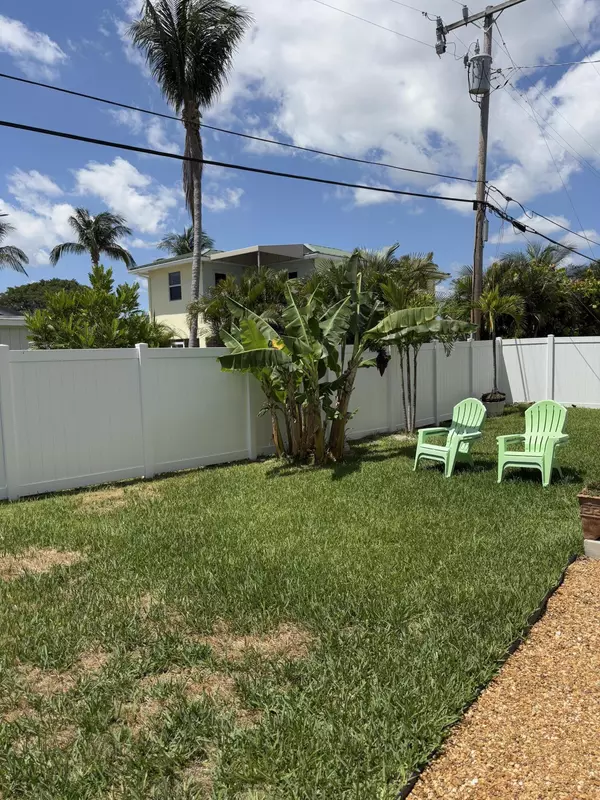 North Palm Beach, FL 33408,118 Yacht Club DR 1