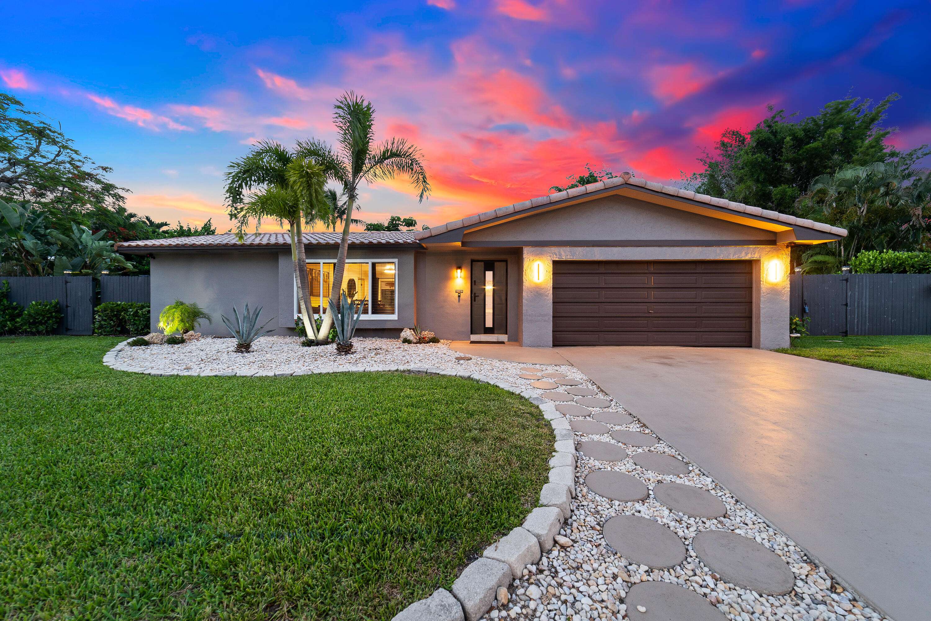 1721 SW 9th ST, Boca Raton, FL 33486
