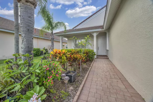 Port Saint Lucie, FL 34986,113 NW Swann Mill CIR