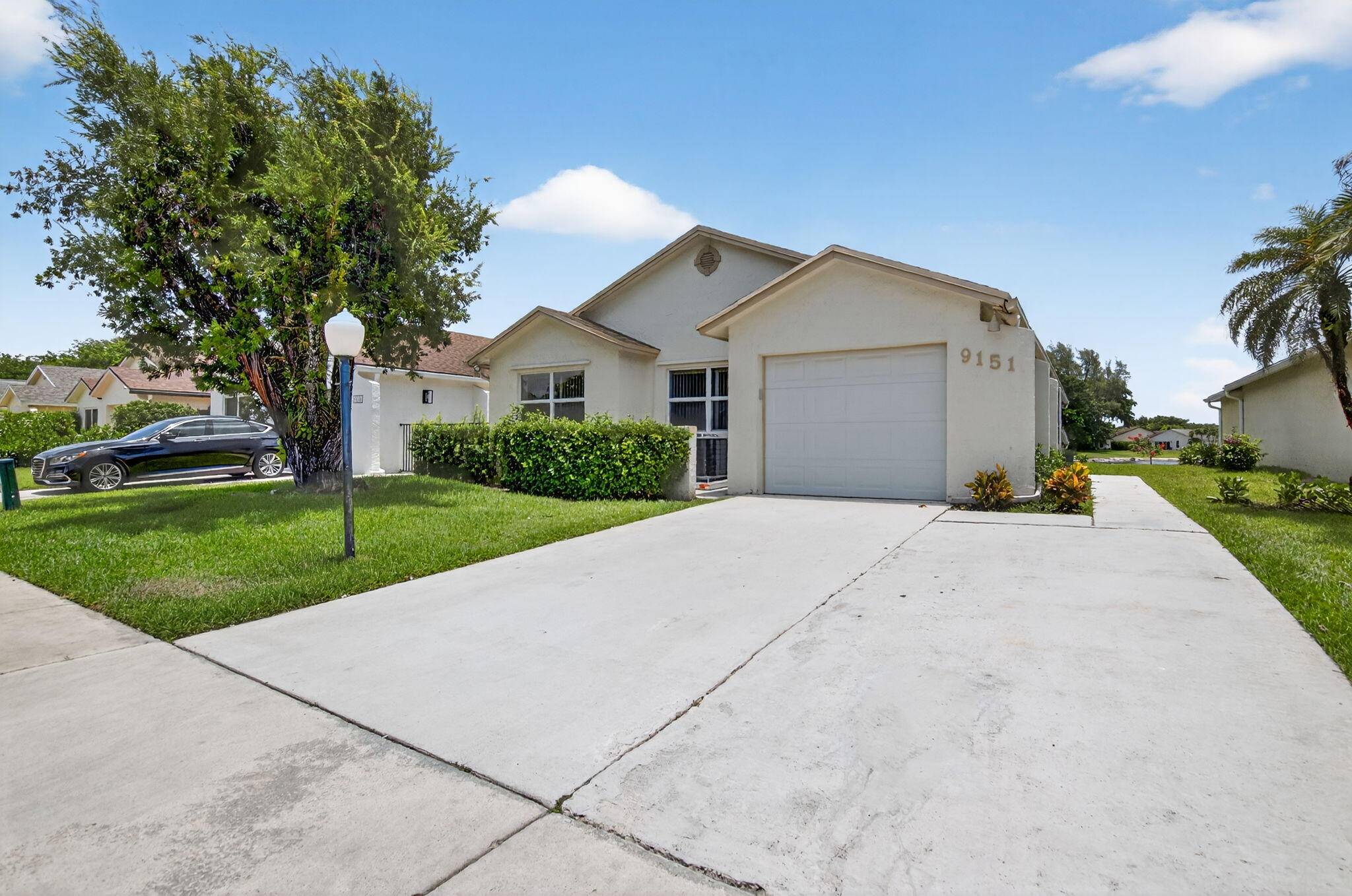 Boca Raton, FL 33428,9151 Pine Springs DR