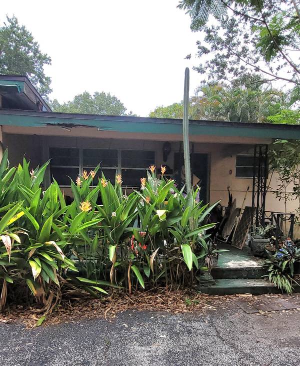 812 Garden CT, Plantation, FL 33317