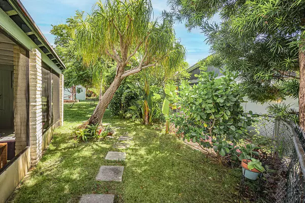 Lake Worth Beach, FL 33460,1606 N 16th AVE