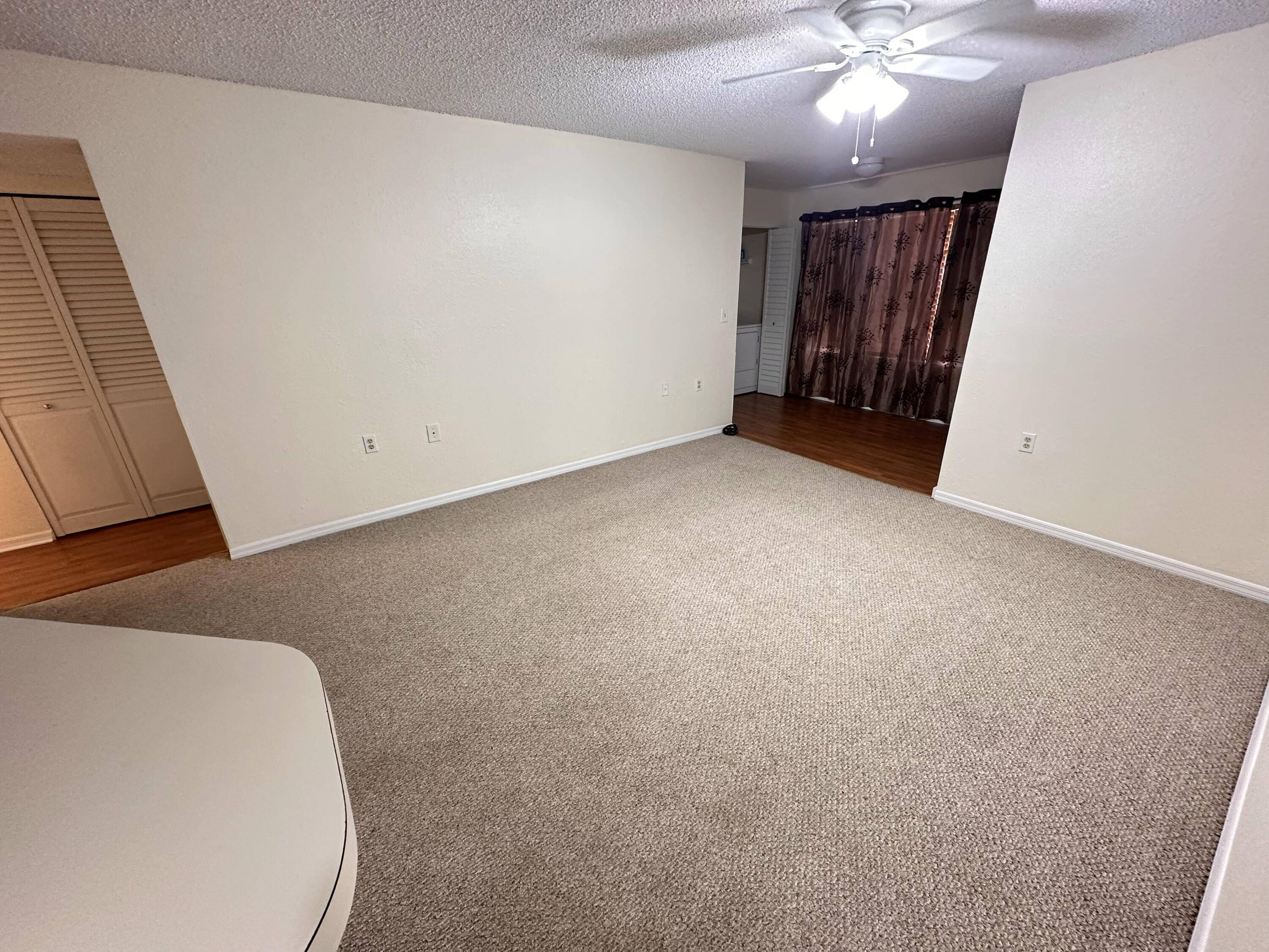 West Palm Beach, FL 33409,1401 Village BLVD 1914