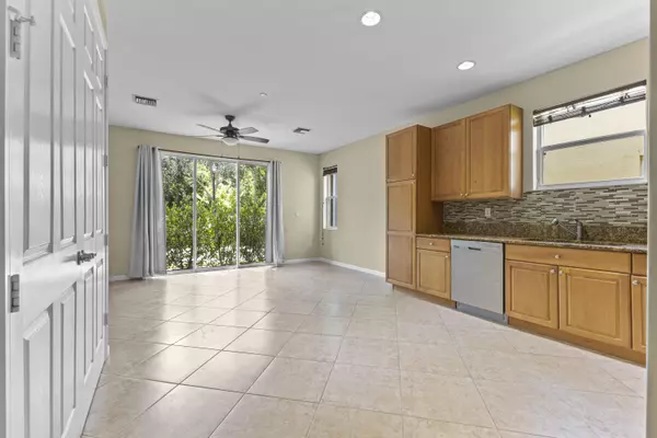 Stuart, FL 34997,9482 SW Purple Martin WAY