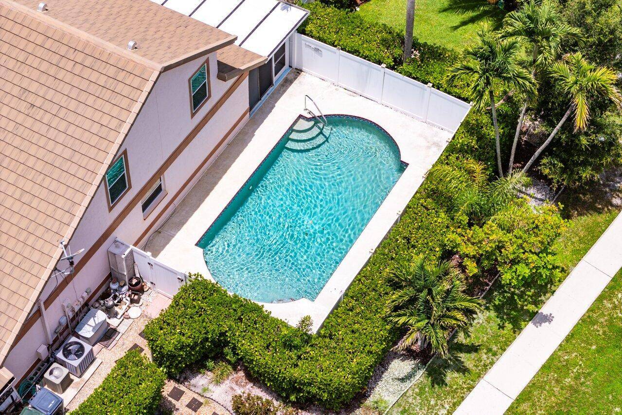 Wellington, FL 33414,12679 White Coral DR