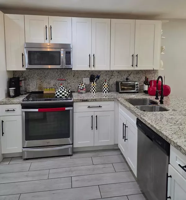 Boca Raton, FL 33428,21404 Cypress Hammock DR 45e