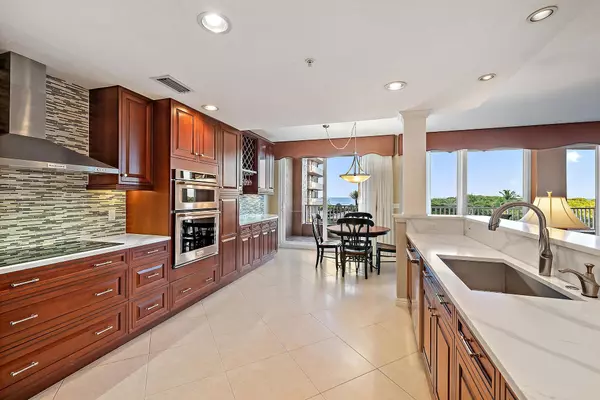 Juno Beach, FL 33408,700 Ocean Royale 302 WAY 302