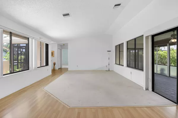 Delray Beach, FL 33445,2915 NW 14th ST