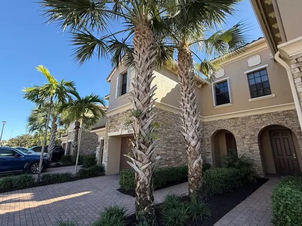 Wellington, FL 33449,10355 Wellington Parc DR