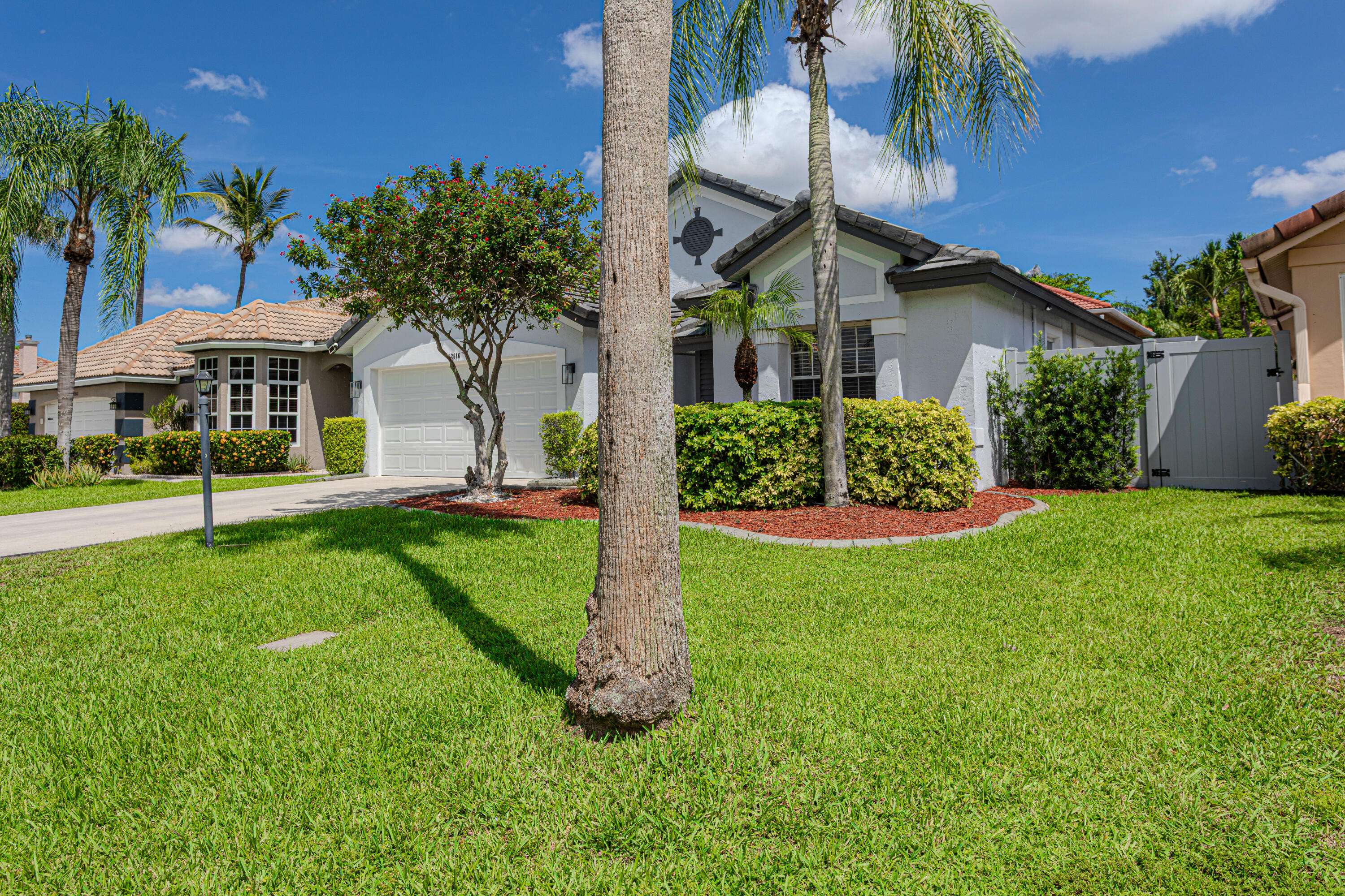 Wellington, FL 33414,12686 Coral Breeze DR