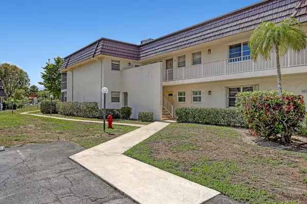 Royal Palm Beach, FL 33411,12003 Poinciana BLVD 102