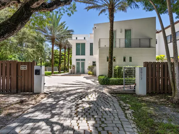 Miami, FL 33146,3917 S Le Jeune RD