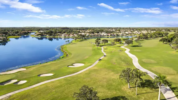 825 Club DR, Palm Beach Gardens, FL 33418