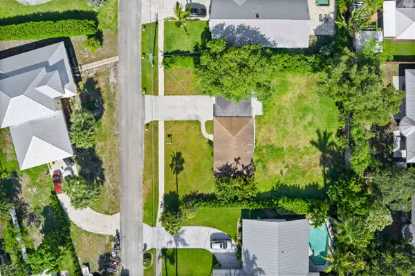 Hobe Sound, FL 33455,9315 SE Athena ST