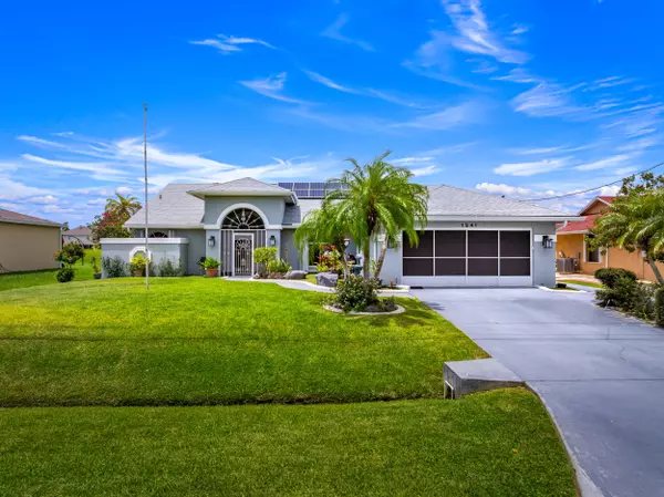 1341 SW Abingdon AVE, Port Saint Lucie, FL 34953