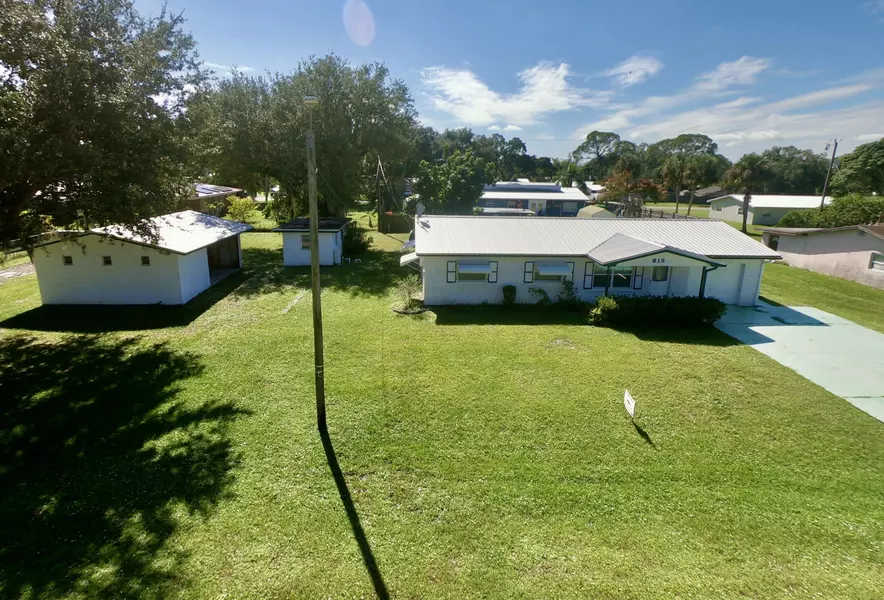 810 SE 13th ST, Okeechobee, FL 34974