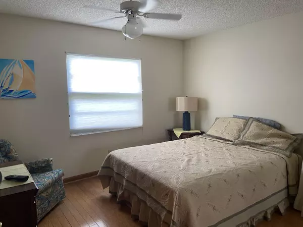 Fort Pierce, FL 34951,6004 Indrio RD 2