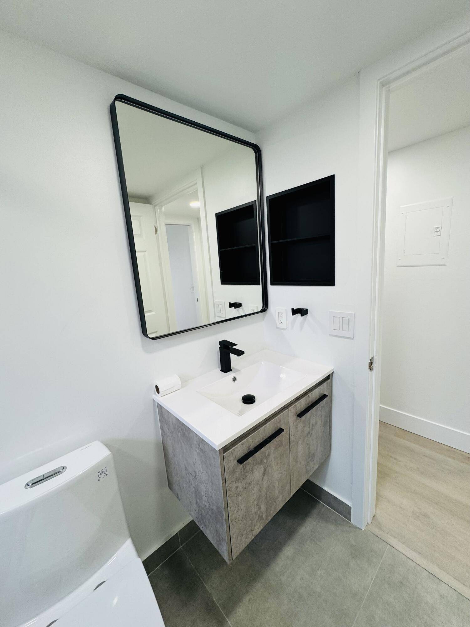 Delray Beach, FL 33484,970 Normandy U