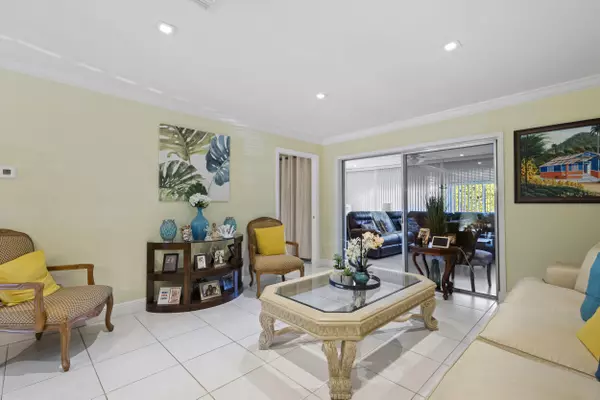 West Palm Beach, FL 33415,5800 W Fernley DR 54