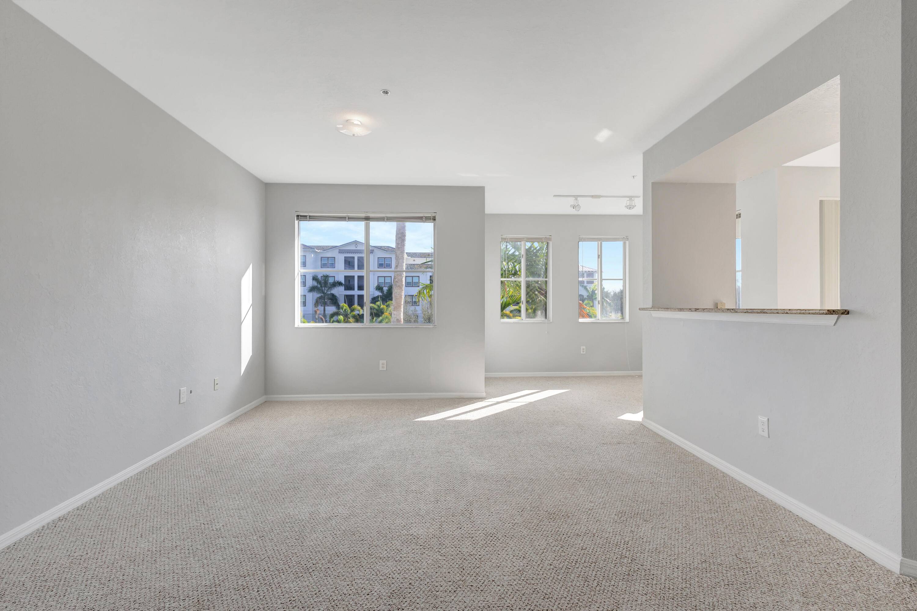 Palm Beach Gardens, FL 33410,11020 Legacy DR 303