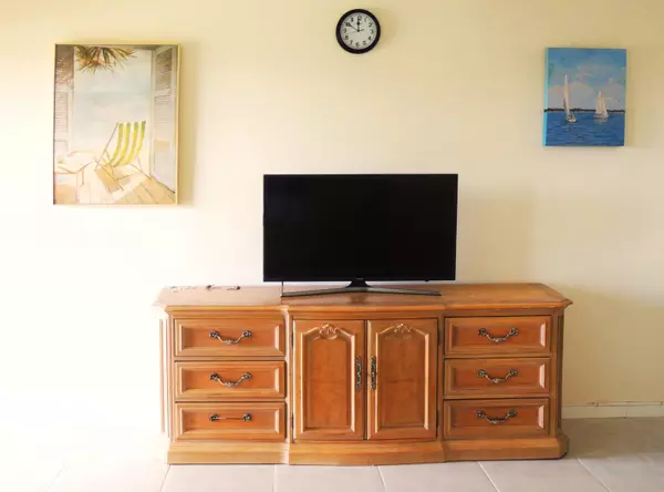 West Palm Beach, FL 33417,135 Salisbury F 135