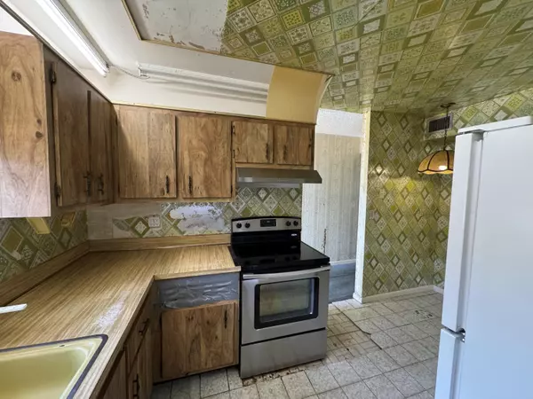 Margate, FL 33063,7708 Margate BLVD C8-7