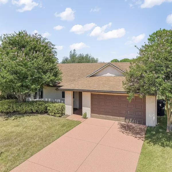 8216 Chatuga CT, Lake Worth, FL 33467