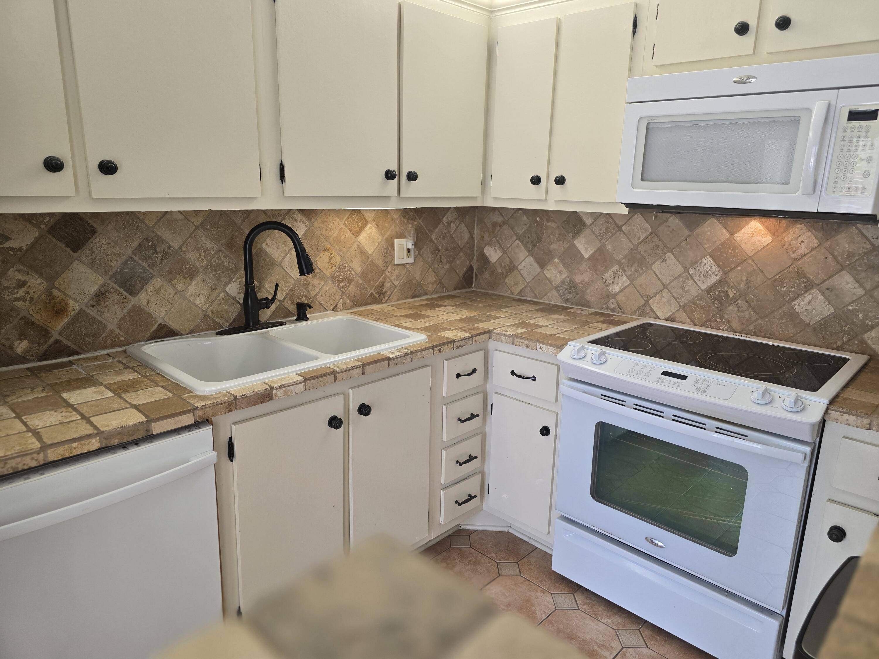 Delray Beach, FL 33445,1505 Augusta CIR 119