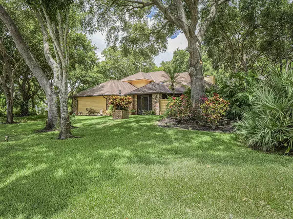 Sebastian, FL 32958,505 Cross Creek CIR