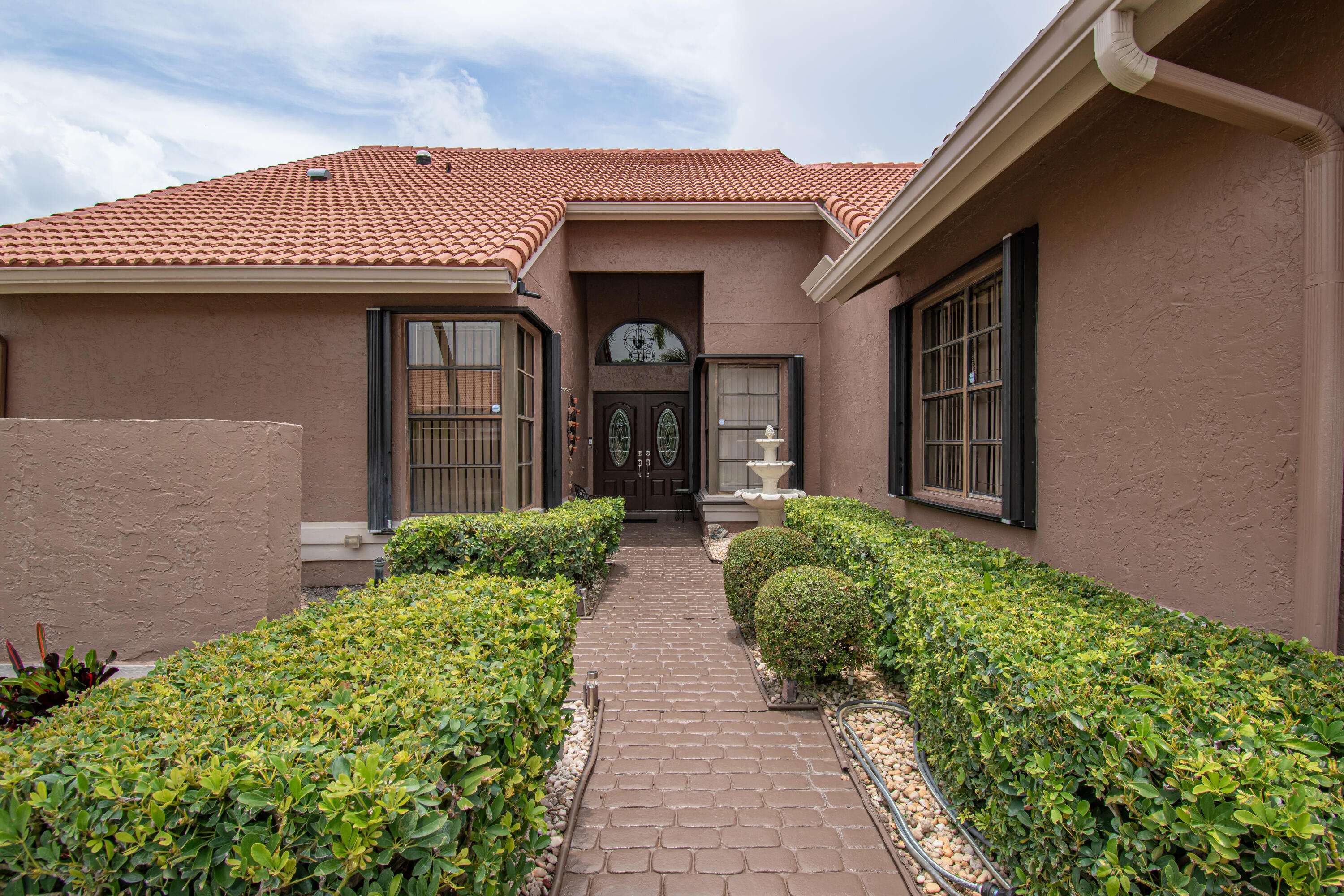 Boca Raton, FL 33498,19261 Cherry Hills TER
