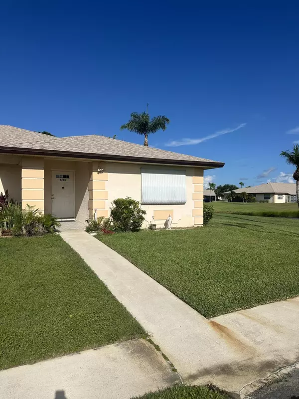 Fort Pierce, FL 34982,5796 Moss CT 7