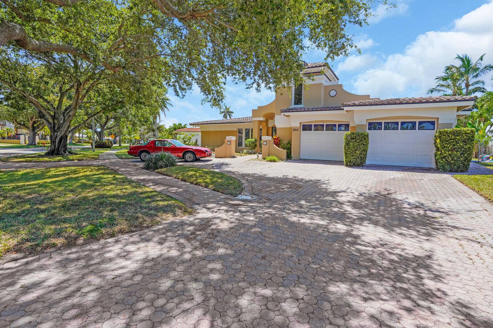 Lighthouse Point, FL 33064,2651 NE 49th ST