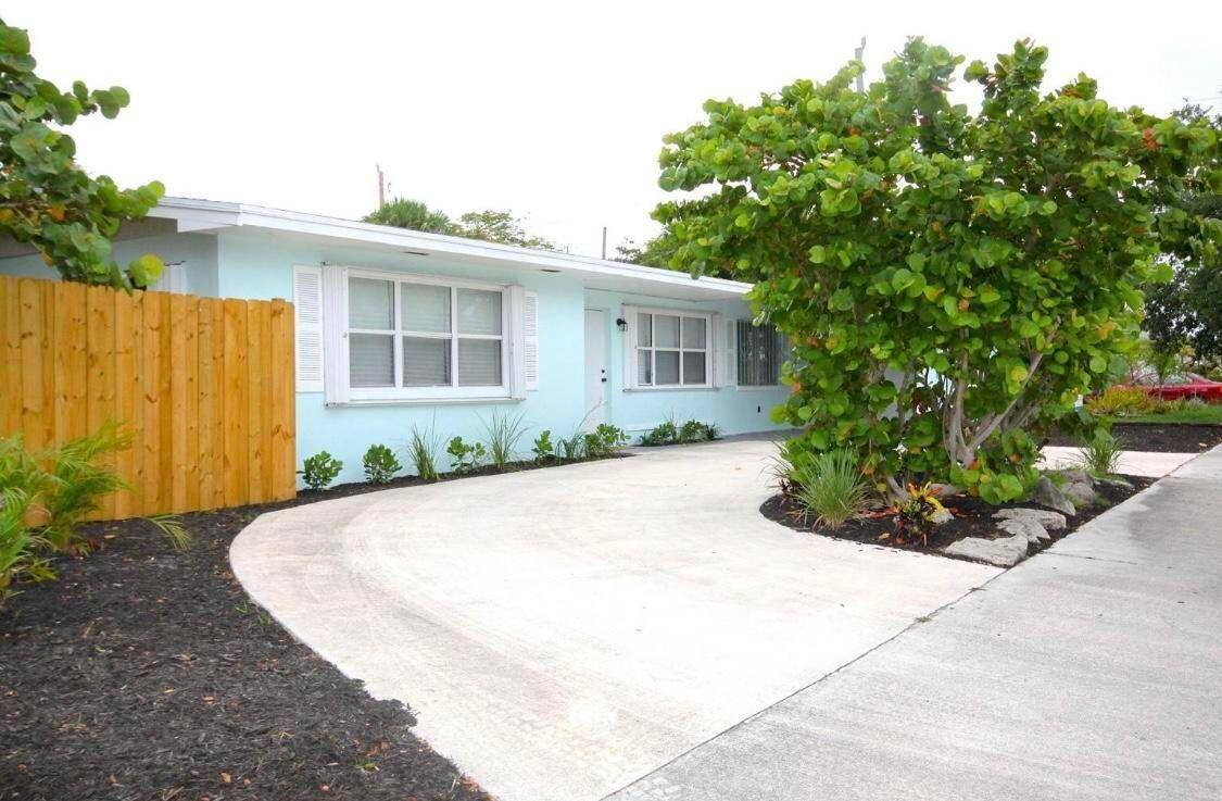 West Palm Beach, FL 33407,5501 Spruce AVE
