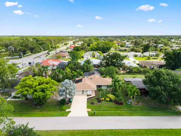Port Saint Lucie, FL 34952,1107 SE Cambridge DR