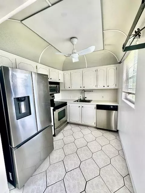 Boca Raton, FL 33434,368 Mansfield I