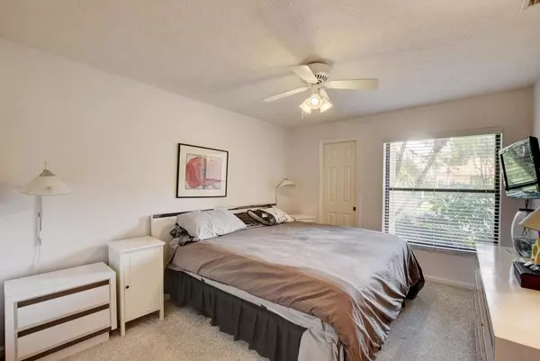 Boca Raton, FL 33433,22667 Meridiana DR