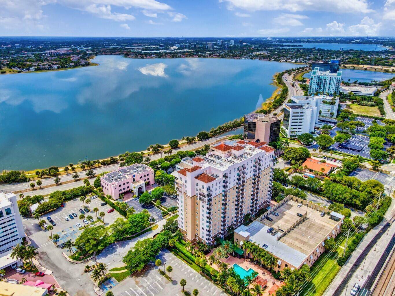 616 Clearwater Park RD 509, West Palm Beach, FL 33401