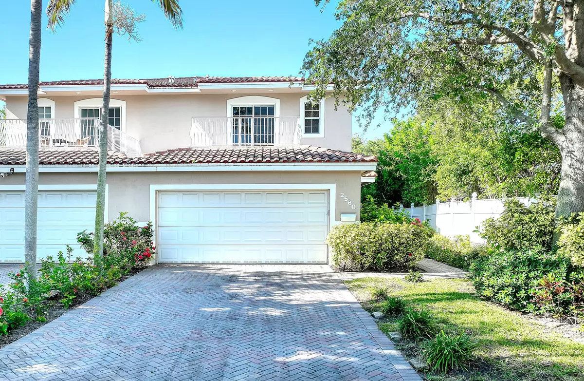 Pompano Beach, FL 33062,2560 NE 11th ST