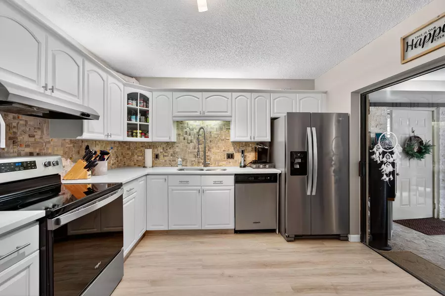 505 5th TER, Palm Beach Gardens, FL 33418